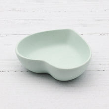 Load image into Gallery viewer, Handmade jesmonite small heart tray