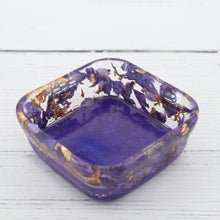 Load image into Gallery viewer, Purple floral with gold leaf flakes square resin trinket dish