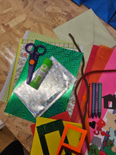 Load image into Gallery viewer, Craft kit lucky dip bag age 4 - 7 - FREE, £5 or pay it forward