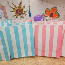 Load image into Gallery viewer, Craft kit lucky dip bag age Grown up &amp; Teen - FREE, £8 or pay it forward