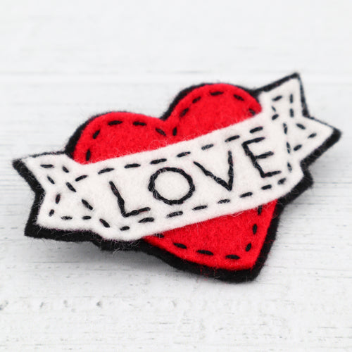 Love felt brooch