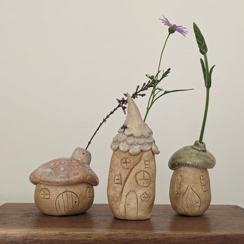 Clay Kids - Mini-houses @ Coachworks Wednesday 6th August 2.30 - 3.30pm