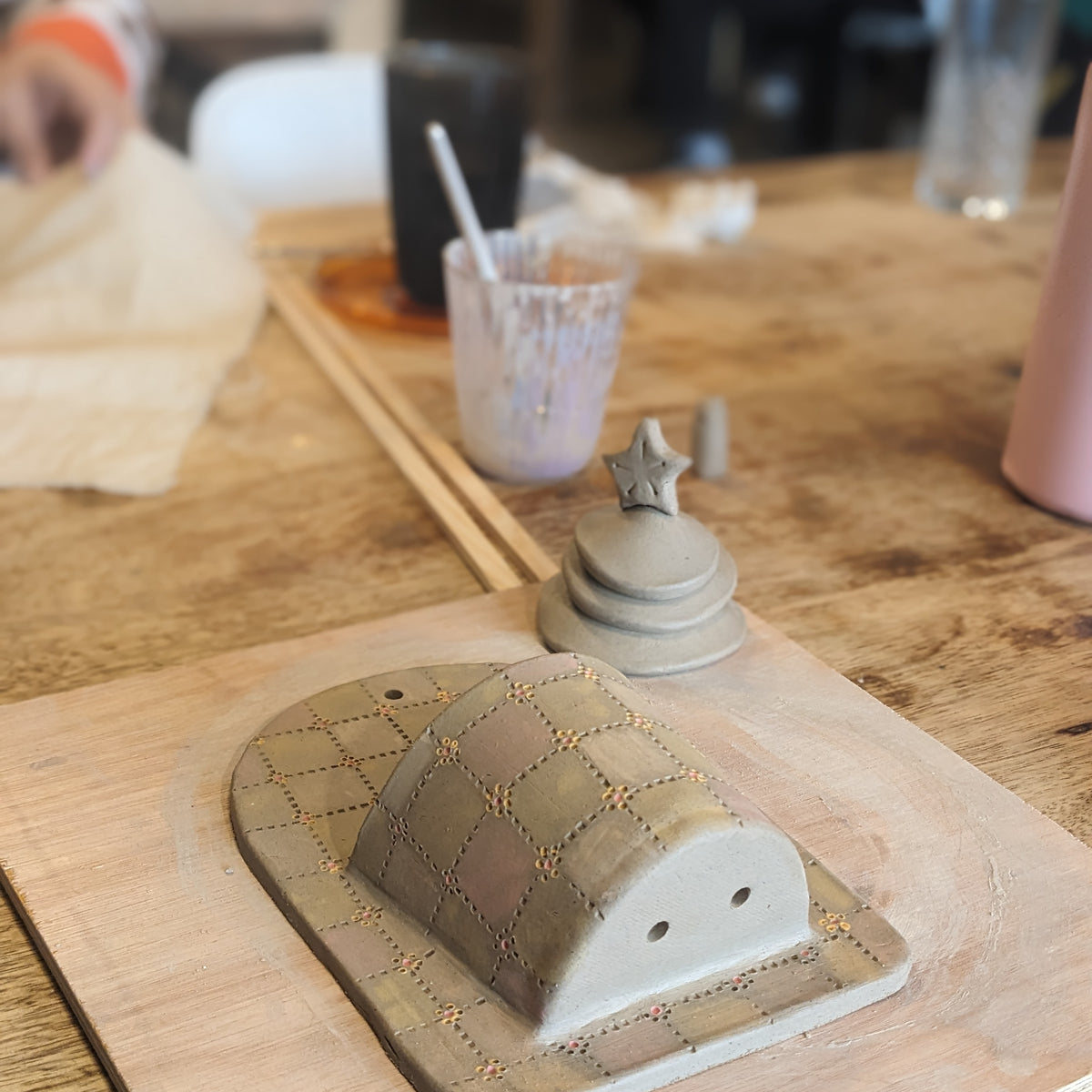 Ceramic wall planter workshop @ Coachworks Friday 5th September 6.30 -9pm