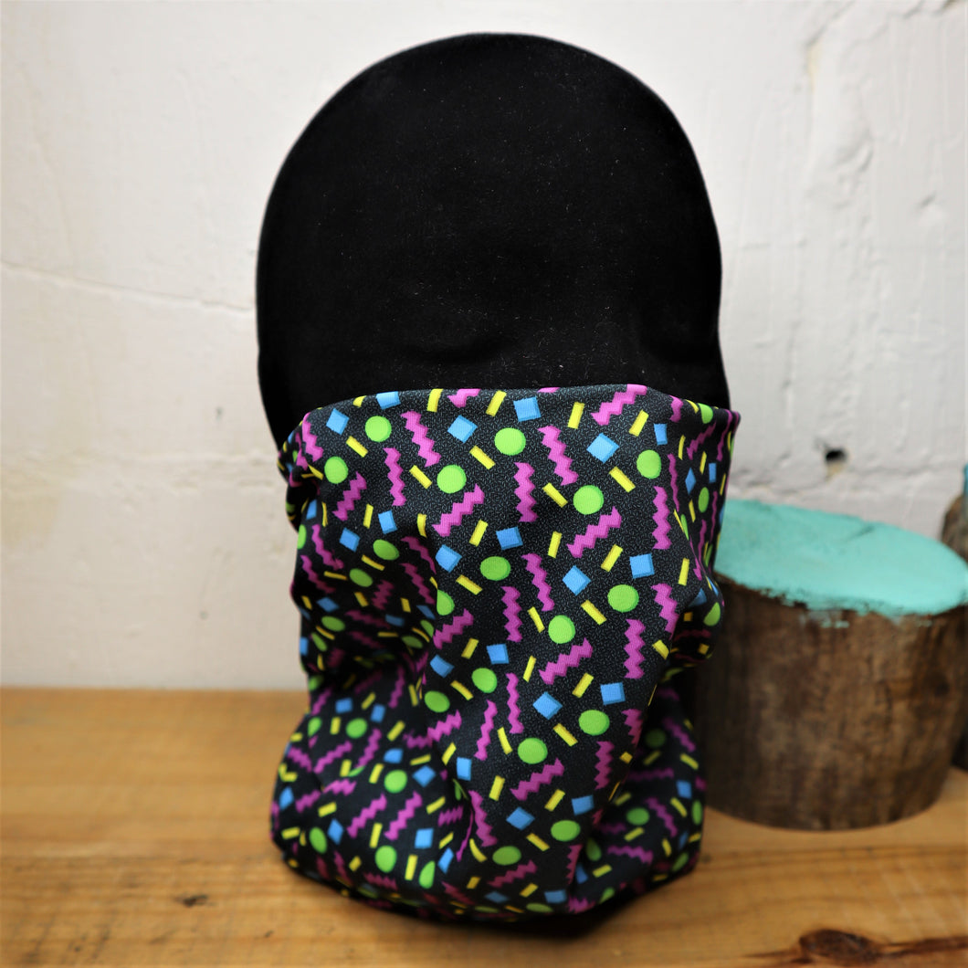 Black retro snood