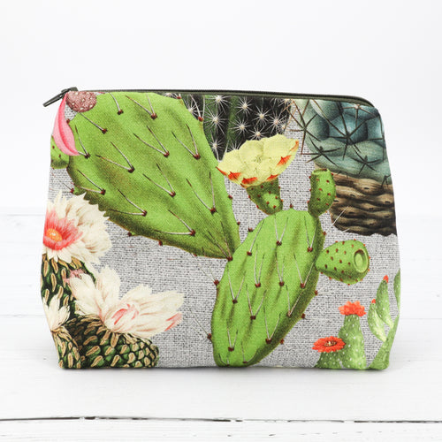 Cactus flowers wash bag