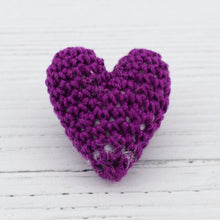 Load image into Gallery viewer, Crochet heart brooch