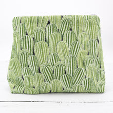 Load image into Gallery viewer, Green cactus wash bag