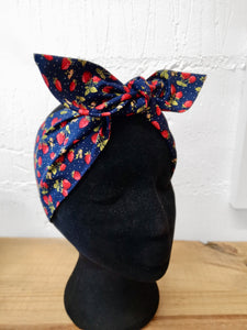 Headscarf in navy strawberries cotton