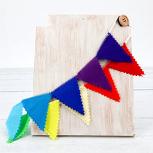 Load image into Gallery viewer, Mini magnetic rainbow bunting
