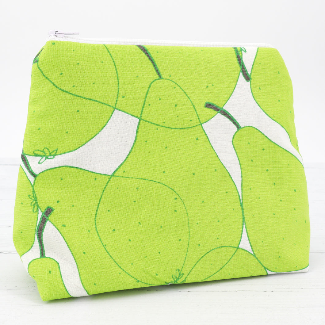 Pear wash bag